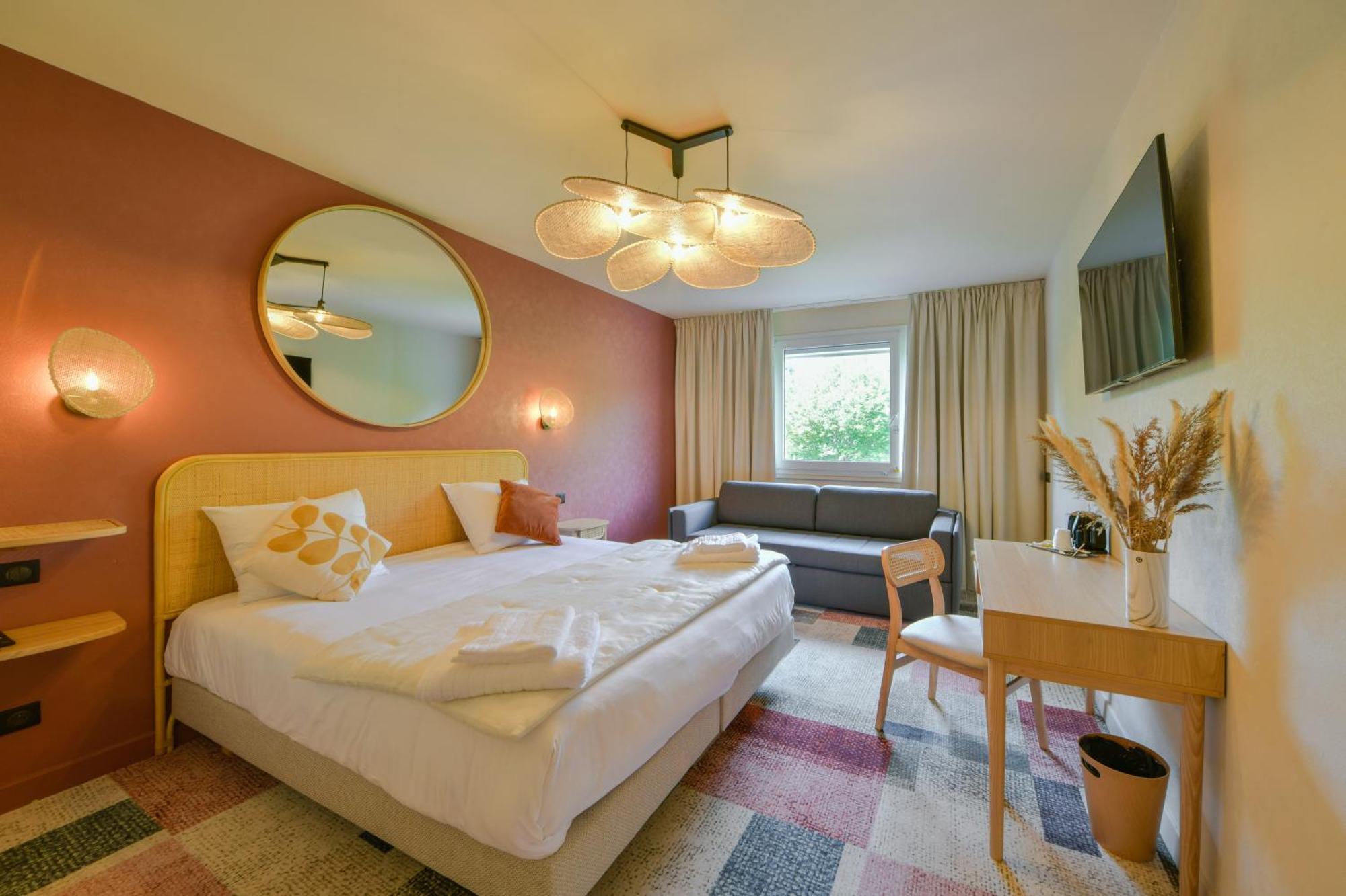 Brit Hotel Olympia Bourges Exterior foto