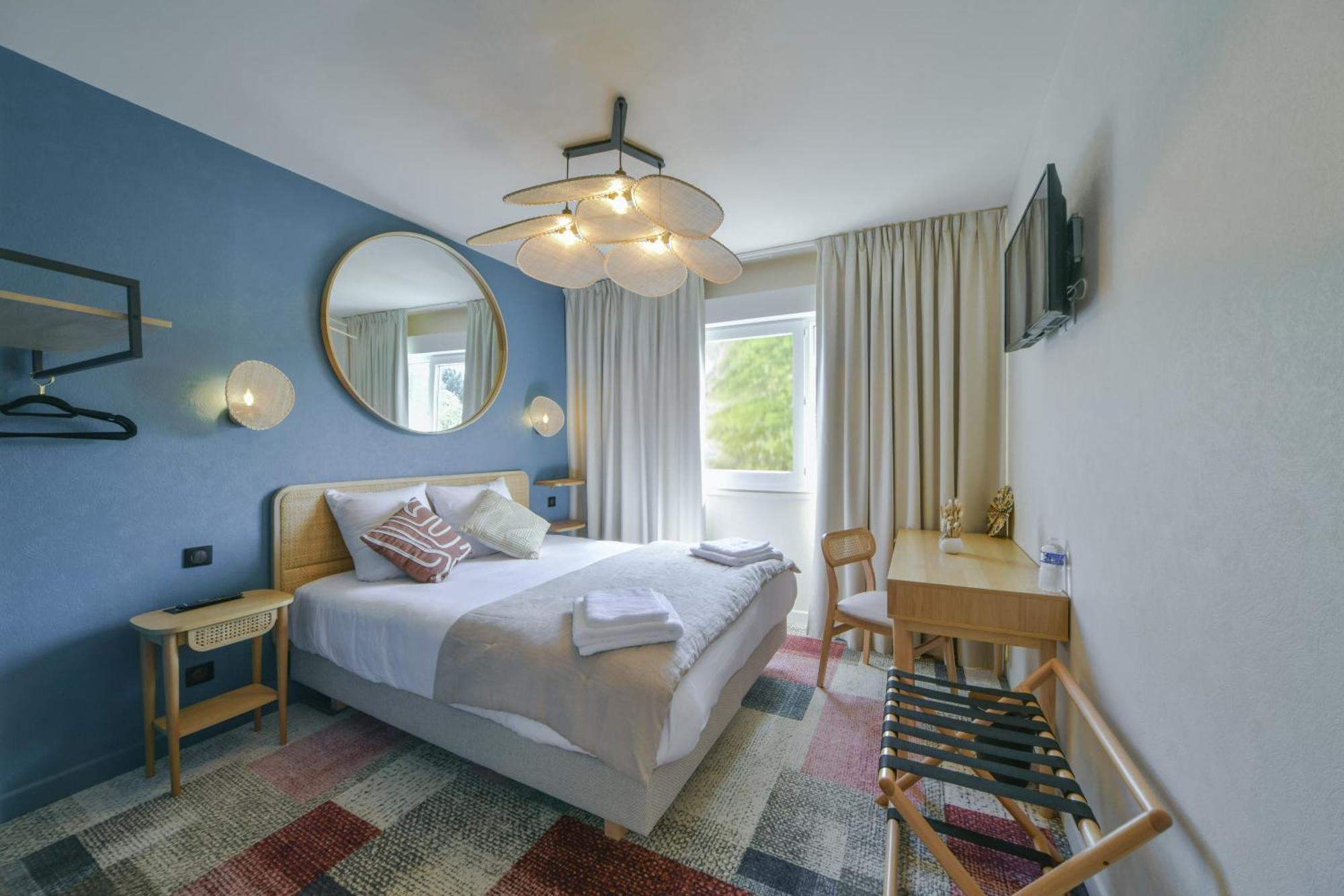 Brit Hotel Olympia Bourges Exterior foto