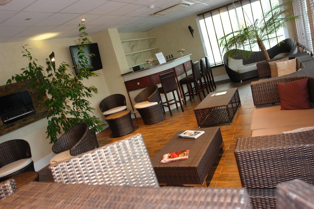 Brit Hotel Olympia Bourges Exterior foto